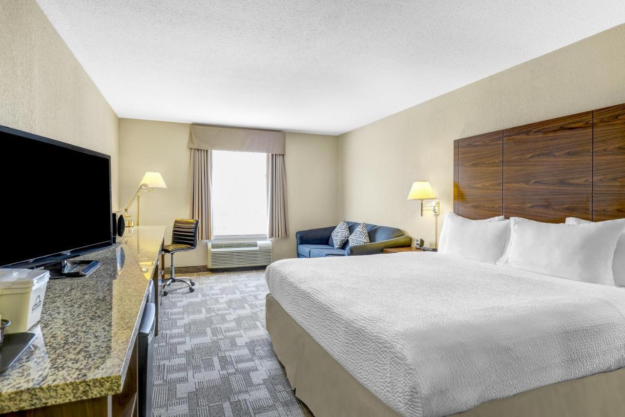 Days Inn By Wyndham Red Deer Buitenkant foto
